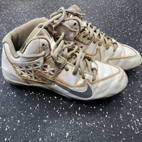 Used Nike LAX Cleats Boys White Junior 04.5 11849-S000026615