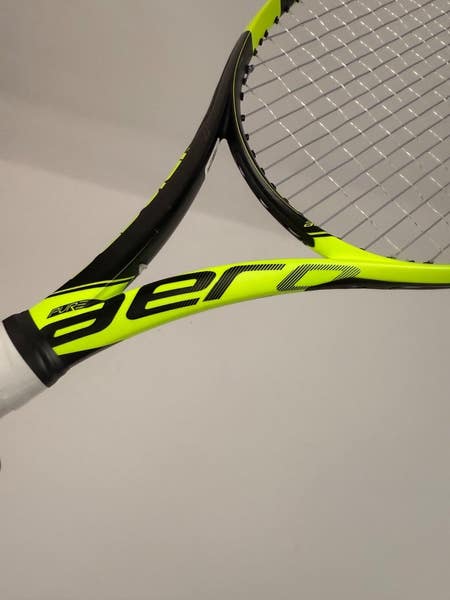 Babolat Pure Aero 2016, 4 1/8 Excellent 9/10 | SidelineSwap