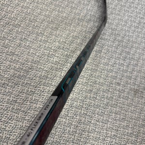CCM Vizion 40 flex P29 curve right hand stick