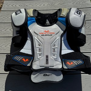CCM Vector 8.0 Adult XL Shoulder Pads