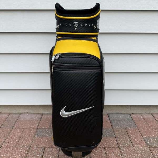 Nike Sasquatch Sumo Super Moment of Inertia Staff Tour Bag Black