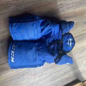 Medium Senior CCM Tacks 6052 Hockey Pants (Used)