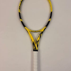 Babolat Pure Aero Tour 2019, 4 3/8 Excellent 9/10