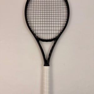 Wilson Clash 100 V2 Night Session, 4 1/4 Very Good Condition