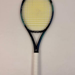 Yonex Ezone 98 2022, 4 3/8 Excellent 9.5/10