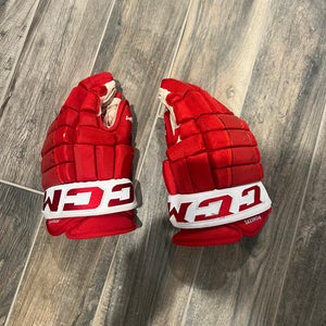 CCM 4-Roll Gloves 15" (Used)