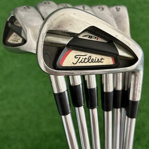 Titleist AP1 714 Iron Set 4-P / True Temper XP 95 Regular