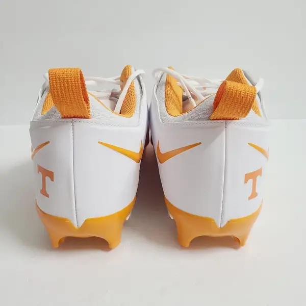 Nike Alpha Menace 3 Tennessee Vols PE Football Cleats FJ6126  display picture 2