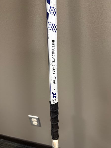Intermediate Bauer Vapor 2 Right Handed Hockey Stick  (Used)