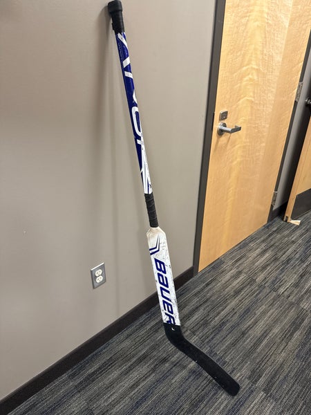 Intermediate Bauer Vapor 2 Right Handed Hockey Stick  (Used)
