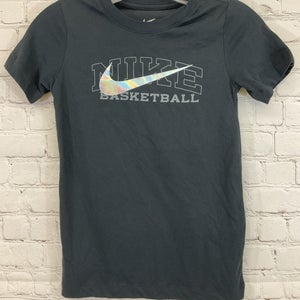 Nike DR9598-010 Kid DRI-FIT BASKETBALL Short Sleeve T-Shirt Black XS Extra Small
