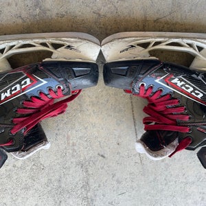 2019 CCM JetSpeed FT490 Hockey Skates Regular Width  Size 4 (Used)