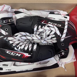 CCM Jetspeed FT2 Hockey Goalie Skates Regular Width 8.5 (New)
