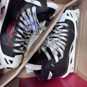 CCM RBZ Hockey Goalie Skates Regular Width 9.5 (New)