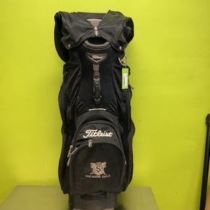 Titleist (Used) Black Men's Carry Bag