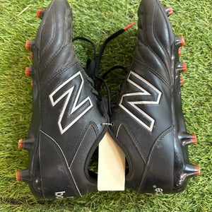 New Balance Molded Soccer/Football Cleats | Size: 7.5