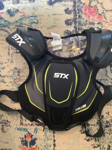 Adult Large STX Stallion 200+ Shoulder Pads (Used)