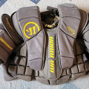 Large/Extra Large Warrior Ritual Goalie Chest Protector (Used)