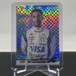 Daniel Ricciardo Visa CA RB 2024 Topps F1 Paddock Pass X-Fractor Parallel #68