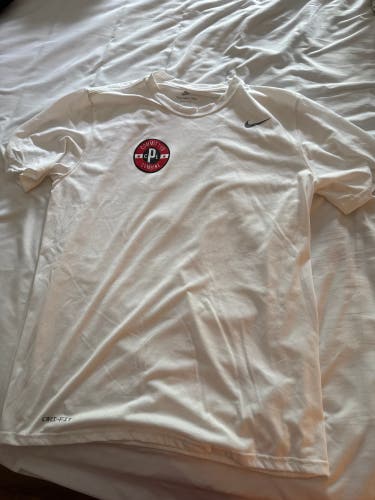 White Large Adult Unisex Nike Shirt (New)