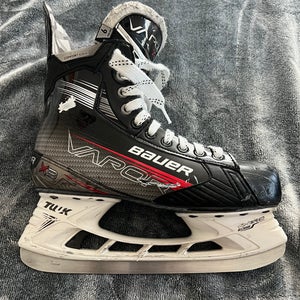 Bauer Vapor X3 Hockey Skates Regular Width 9 (Used)