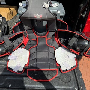 Large  CCM Eflex 5.9 Goalie Chest Protector  (Used)