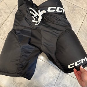 Medium Senior CCM Hockey Pants (New)