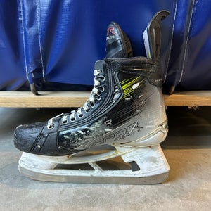 Bauer Vapor Hyperlite 2 Hockey Skates Pro Stock Size 8.5 272mm (Used)