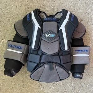 Intermediate Large Vaughn Velocity V9 Goalie Chest Protector (Used)