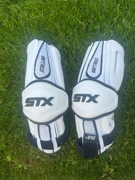 Large Adult STX Stallion 500 Arm Pads (Used)