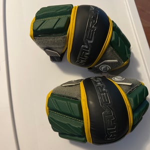 Medium/Large Adult Maverik Arm Pads (Used)