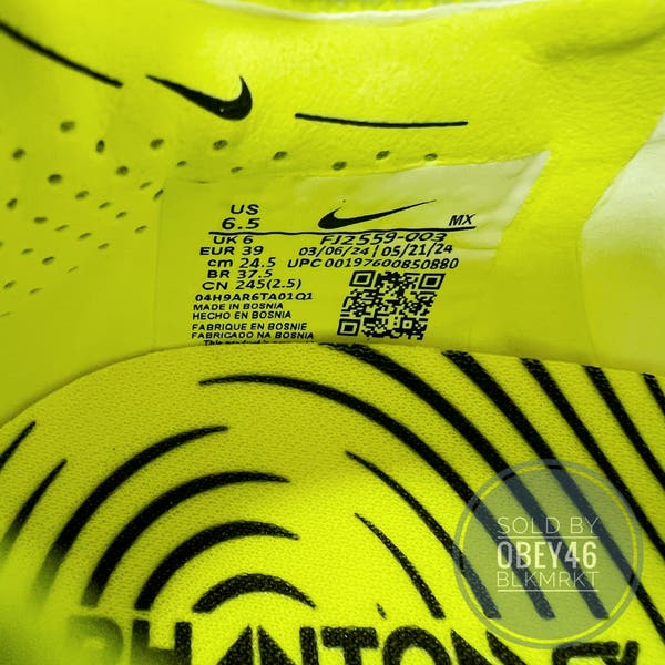 Nike Phantom GX 2 Elite FG Low Metallic Silver Volt Soccer FJ2559-003  6.5M 8W Nike Phantom GX 2 Elite FG Low Metallic Silver Volt Soccer  main image 2
