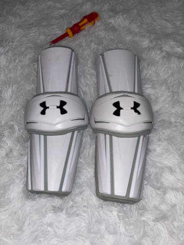 Large Adult Under Armour Revenant Arm Pads (Used)