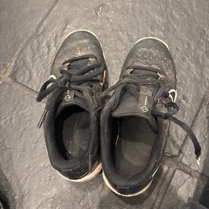 Black Men's 1Y Youth Nike Low Top FastFlex Molded Cleats (Used)