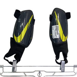 Used Nike CHARGE SHINGUARDS Soccer Shin Guards Youth Grey SM 11347-S000246483
