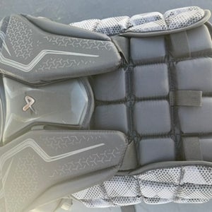 Large 2024 Bauer Elite Goalie Chest Protector (New)