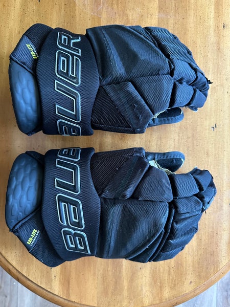 Bauer Hyperlite Gloves 15"  (Used)