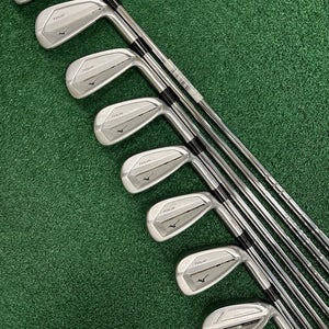 Mizuno JPX 921 TOUR Iron Set 5-PW+GW+SW Right Hand AMT Red Regular Steel Shafts