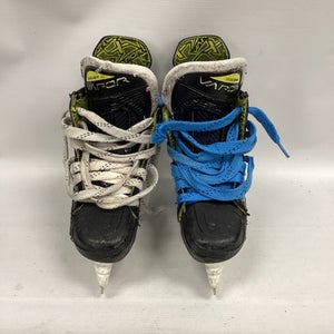 Bauer (Used) Intermediate Junior Size 1.5 Hockey Skates