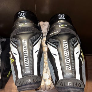Junior Warrior Alpha LX 20 12" Shin Pads Pro Stock (New)