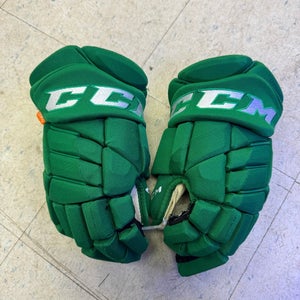 NHL Toronto Pro Stock CCM Gloves 14"
