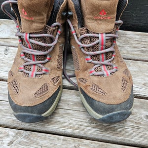Unisex Hiking Boots (Used)