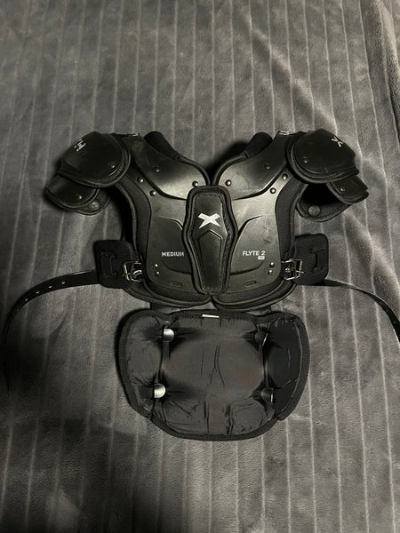 Medium Youth Xenith Flyte TD Shoulder Pads + Battle Backplate (Used)