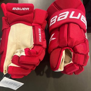 Bauer Vapor Hyperlite Gloves 15" RED WINGS Pro Stock (New)