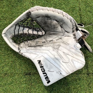 Senior Vaughn SLR4 Pro Goalie Glove Regular (Used)