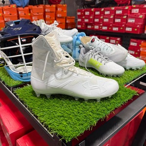 White Men's Size M 10.0 (W 11.0) Adult Under Armour Cleats (New)