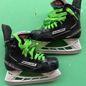 Junior Bauer Vapor X3.5 Hockey Skates | Size 3 (Used)