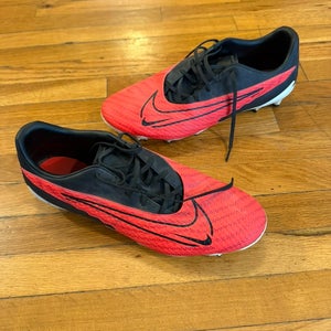 Men's Size 11 Nike Soccer Cleats