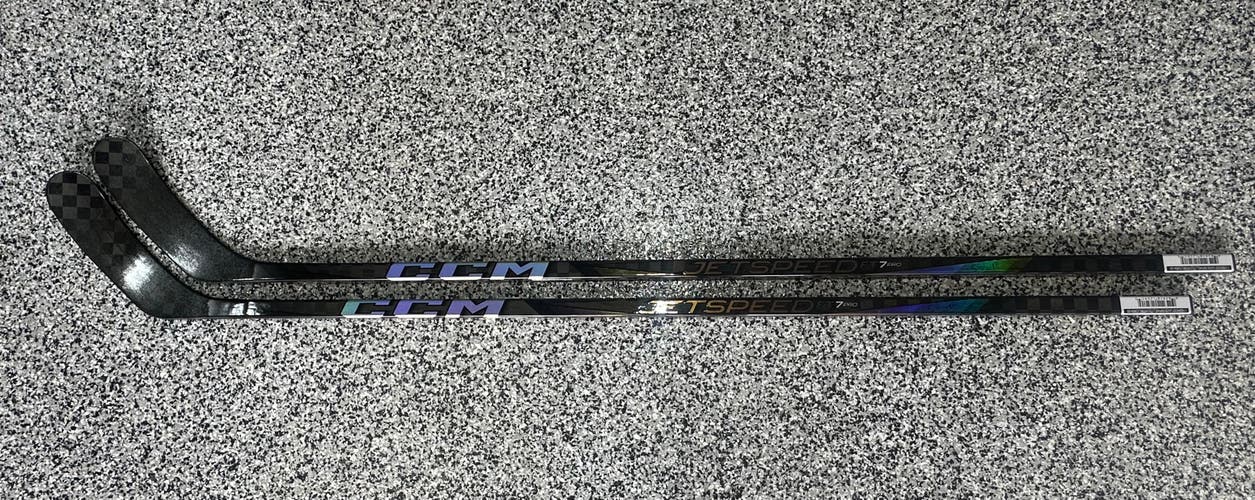 Senior CCM JetSpeed FT7 Right Handed Hockey Stick P92M Pro Stock