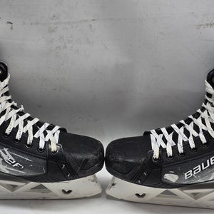 BAUER VAPOR HYPERLITE ICE HOCKEY SKATES PRO STOCK 11.5 C USED NHL (2) (13690)